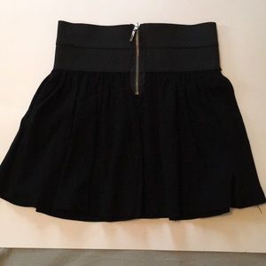 Joe Benbasset skirt